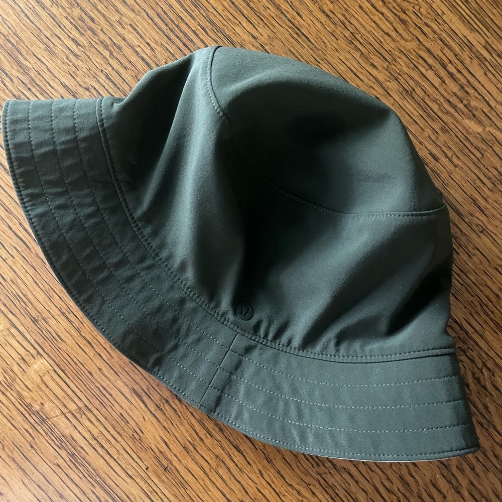 Lululemon Reversible Bucket Hat